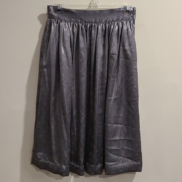 Ports international satin feel skirt Grey w/patter - Picture 2 of 7